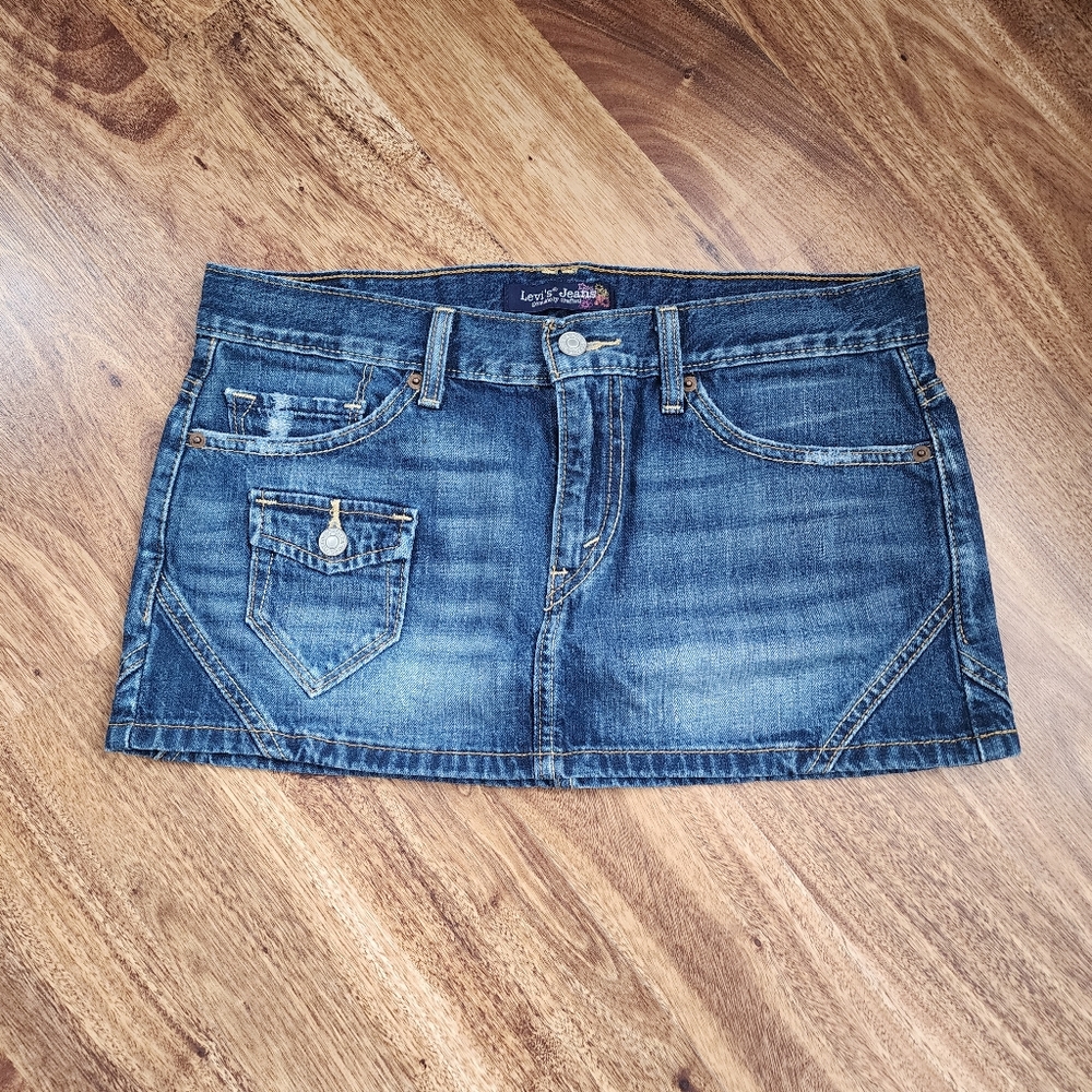 Levi's Mini Skirt